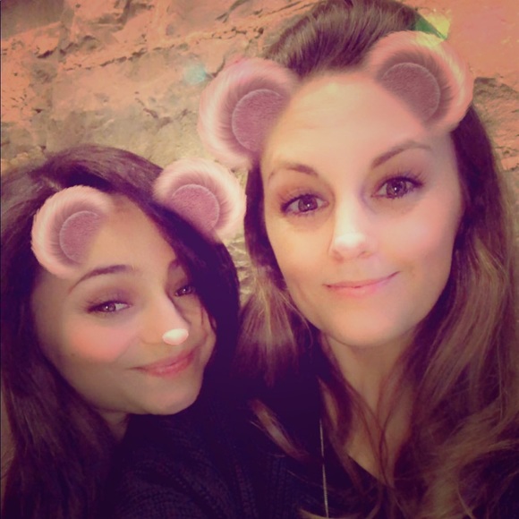 Meet your Posher, Kimberly - Picture 1 of 7